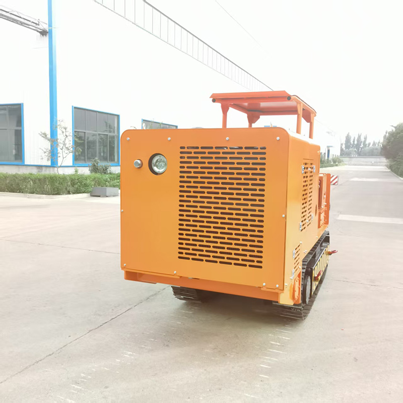 Крупногабаритный погрузчик для боковой разгрузки горных пород.