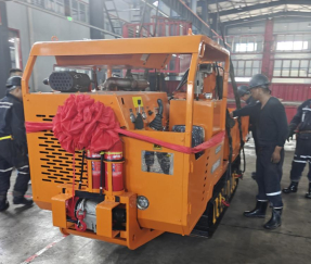 Pengangkut Perayap Bawah Tanah